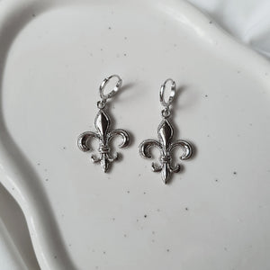 Fleur-De-Lis Huggies Earrings - Silver