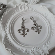 Load image into Gallery viewer, Fleur-De-Lis Huggies Earrings - Silver