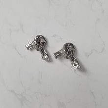 Load image into Gallery viewer, Vintage Knot Earrings - Silver