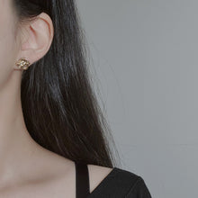 Load image into Gallery viewer, Vintage Fragment Earrings - Gold