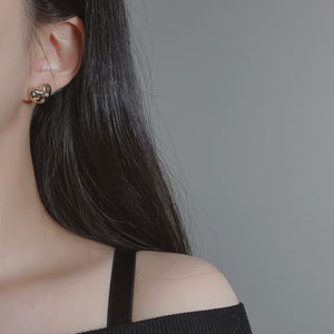 Olivia Heart Earrings - Gold