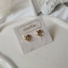 Load image into Gallery viewer, Jenny Heart Earrings - Gold