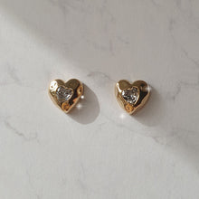 Load image into Gallery viewer, Jenny Heart Earrings - Gold