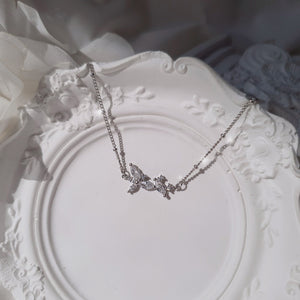 Dreamy Crystal Semi Choker Necklace