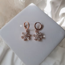 Load image into Gallery viewer, Diamond Petals Huggies Earrings - Rosegold