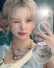 Load image into Gallery viewer, Baroque Angel Pearl Choker Necklace - Silver (VIVIZ Eunha, KISS OF LIFE Julie Necklace)