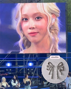 [Aespa Winter, NingNing Earrings] Metalic Liquid Ribbon Earrings - Silver Color