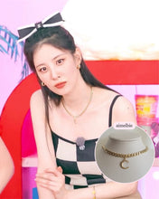 Load image into Gallery viewer, Crescent Moon Bold Chain Choker - Gold (SNSD Seohyun and Kep1er Xiaoting Necklace)