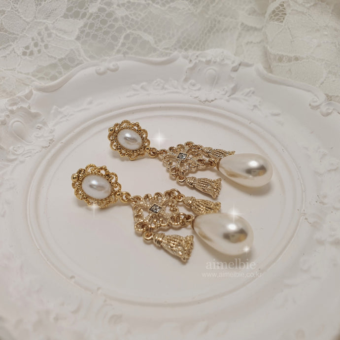 Rococo Chandelier Earrings - Gold