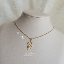 Load image into Gallery viewer, Forest Leaves Necklace - Gold (STACY Yoon Necklace)